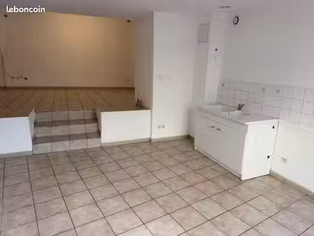 à louer t2 centre bourg