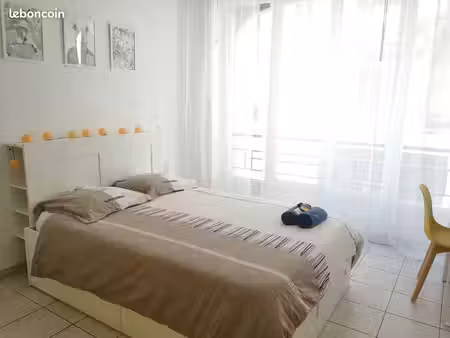 toulon centre – grande t5 meublé à 2 min de chalucet & grandes écoles  colocation possible