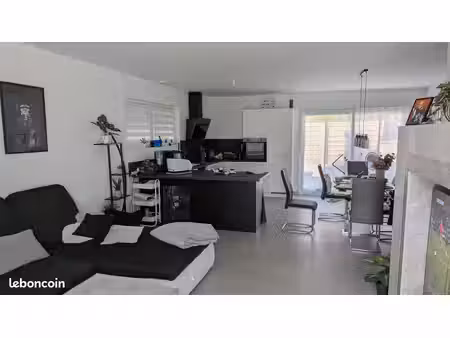 à louer – pavillon récent 110 m² – 3 chambres – garage & terrasse – etzling