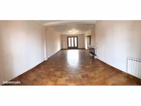 maison familiale 7 pièces avec grand jardin