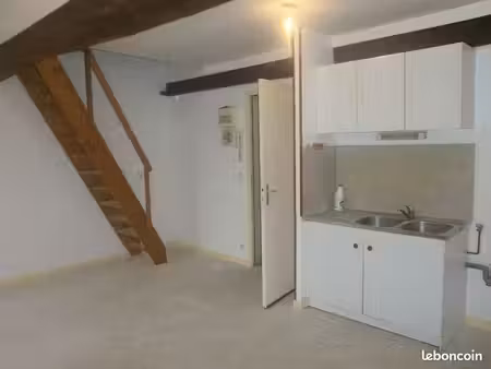 f2 premier étage