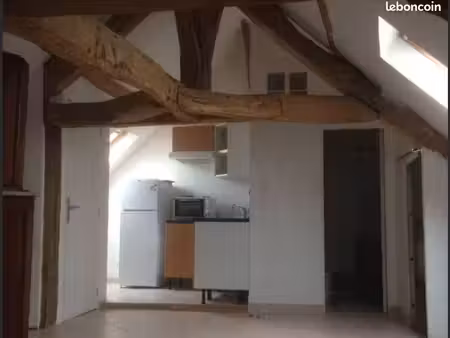 2 pieces meublé avec parking