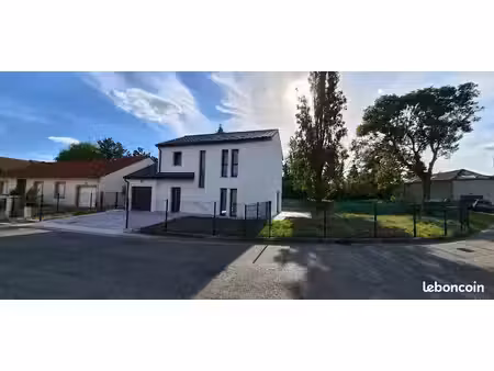 maison 5 pièces 110m²
