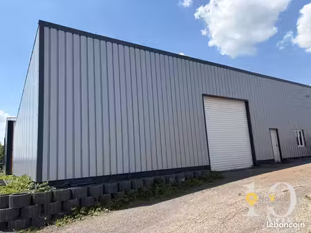 entrepôt 210 m² seingbouse