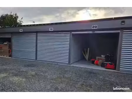 garage/ box la roche bernard
