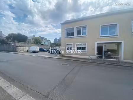 local commercial 198 m² flers
