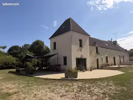 propriété 10 pièces 236 m²