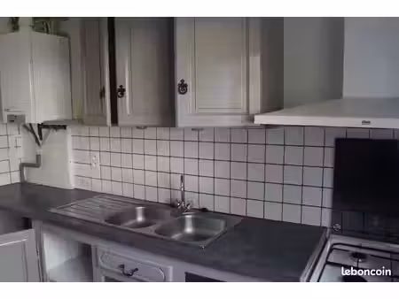 appartement de type 3 rez de chaussée en centre ville