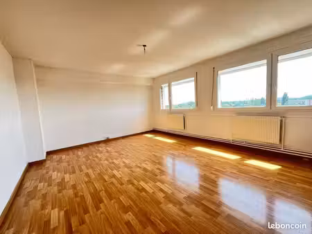 appartement 75 m2 avec garage