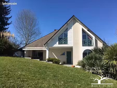villa 5 pièces 117 m²