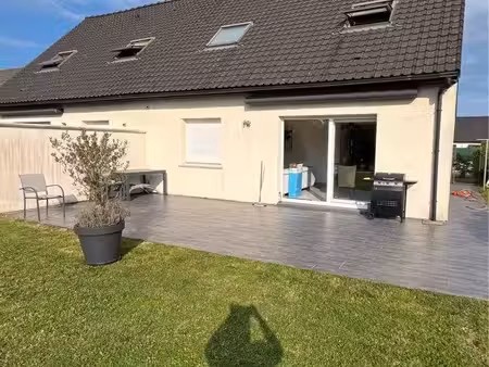 maison semi-individuelle 3 chambres