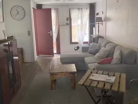 appartement en duplex rénové 59m2 avec terrasse