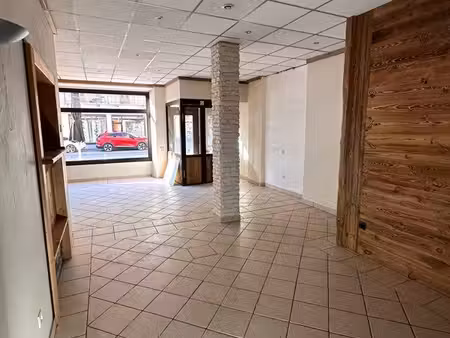 local commercial 70m2 modane gare