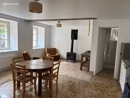 maison meublée 44 m² – terrain 532 m² – tresson