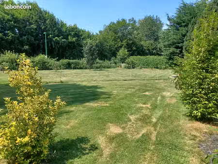 beau terrain constructible