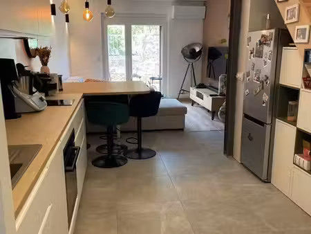 magnifique t2 duplex avec terrasse et 2 parkings