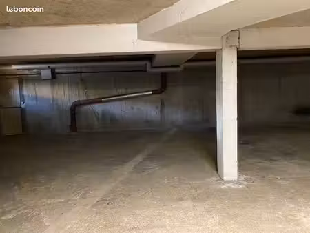 place de parking pour moto rue du pontel