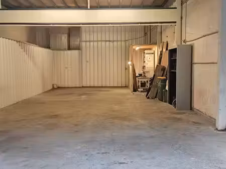 local - atelier - entrepôt 105 m2