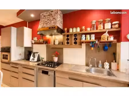 maison de caractère 220 m2  avec studio