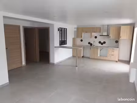 appartement 3 pièces 65 m²