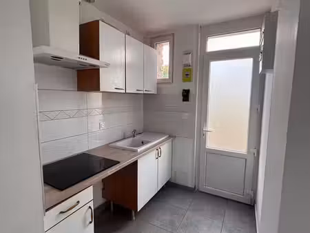 maison à louer – 49 68 m² – jardin  garage et cave