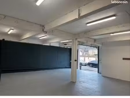 local d'activité 100 m2