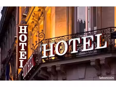 hôtel de 70 chambres