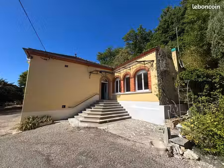 à louer- maison à la campagne tréjouls