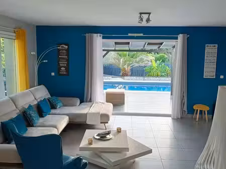 maison avec patio