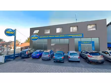 garage automobile  garage 380 m² avignon
