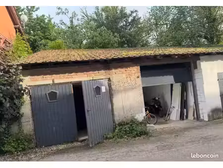 loue box stationnement ou stockage