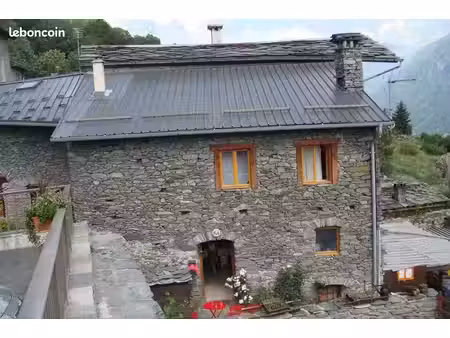 orelle ­ bonvillard ­ maison de village