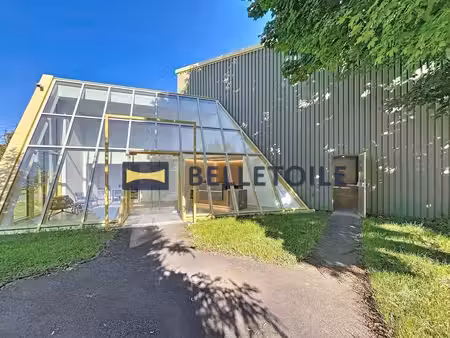 location entrepôt 800 m²
