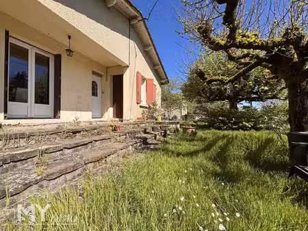 montcaret : maison traditionnelle avec jardin