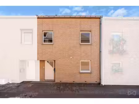 huis te koop in leuze-en-hainaut met 3 slaapkamers