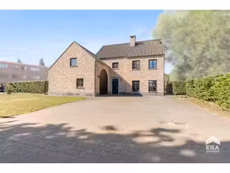 appartement te koop in mol met 3 slaapkamers