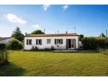 vente maison 4 pièces 100 m² mainxe-gondeville (16200)