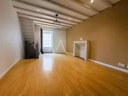 location maison 5 pièces 90.58 m² à joué-sur-erdre (44440)  877 €