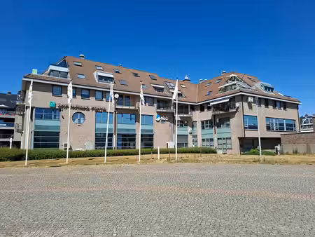 appartement te koop in lanaken met 3 slaapkamers