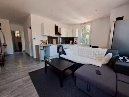 location appartement 3 pièces meublé 44m² vougy 74130