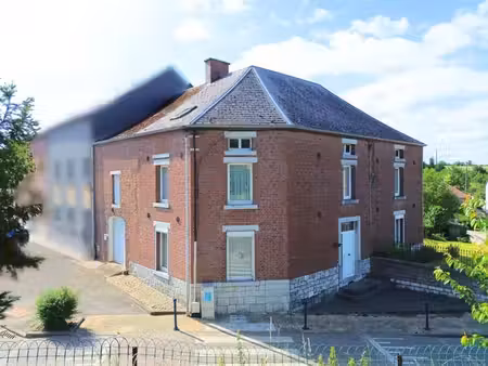 charmante maison de village – 3 chambres – jardin – garage