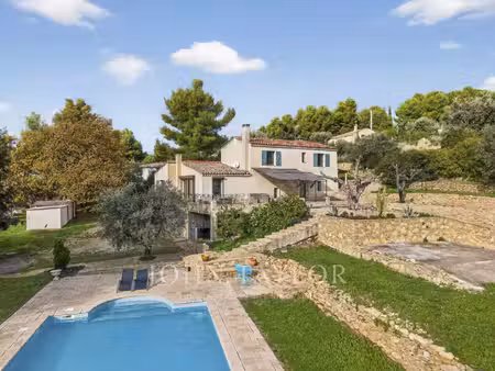 maison de luxe à vendre à la cadière-d'azur