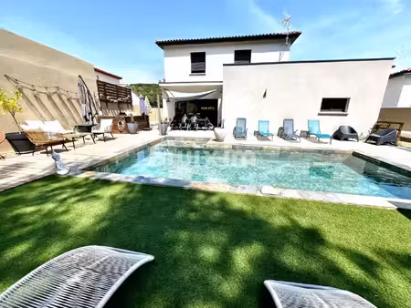 villa de luxe à vendre à murviel-lès-montpellier