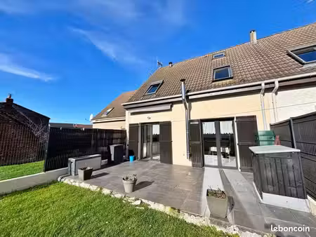 maison 6 pièces 95 m²
