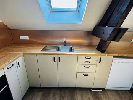 t2 avec chambre en mezzanine – entièrement rénové