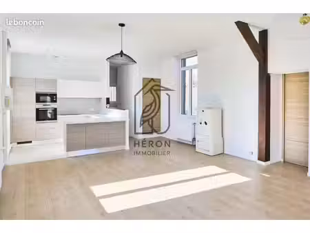 triplex 3 pièces 104 m²