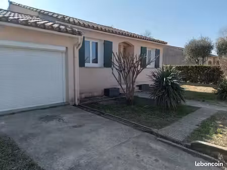 aubord villa 1oom2 700m2 jardin clos et arborré