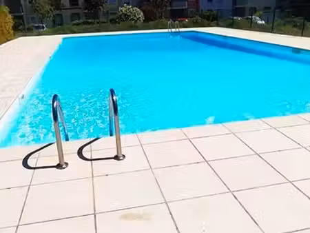 appartement t2 piscine et ascenseur
