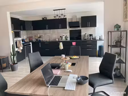 appartement t5 120 37 m² - 4 chambres  2 sdb  balcon plein sud - lille euratechnologies