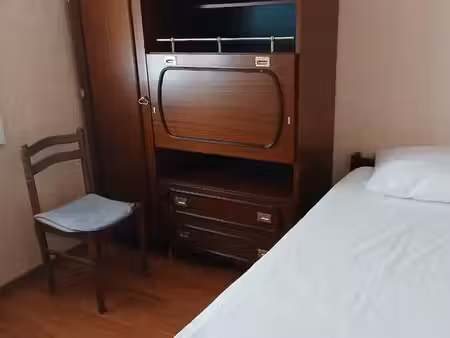 chambre meublee